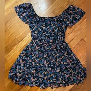 Francesca’s Trixxi ditsy floral dress